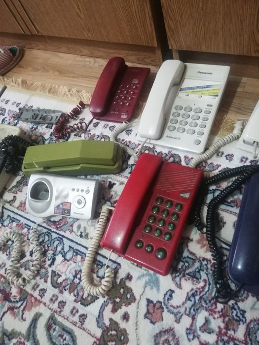 Продам домашний телефон