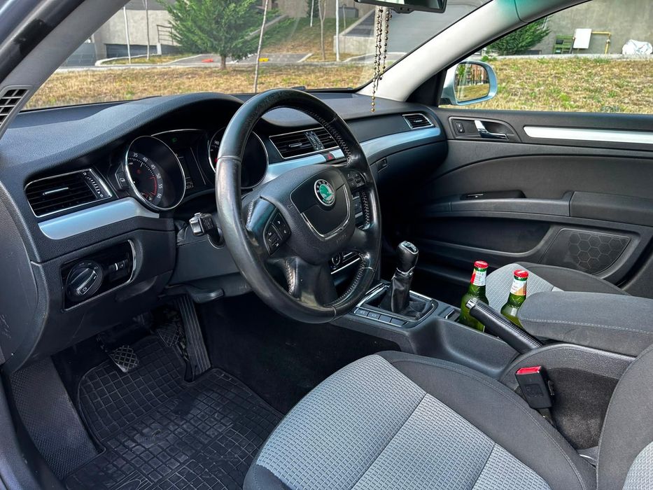 Vând Skoda Superb 2 combi