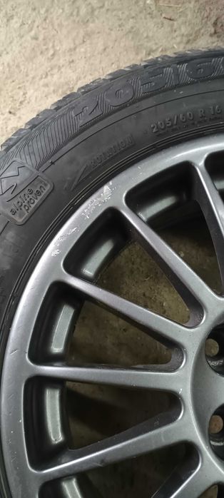 Гуми с джанти 16-ки