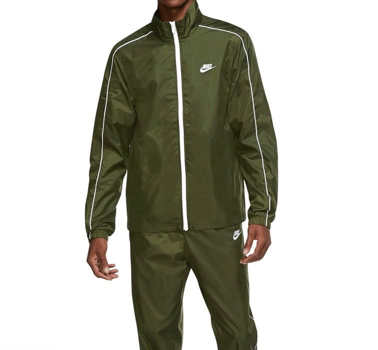 Nike Club Men's Woven Tracksuit