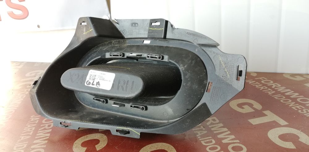 Накрайник за ауспух Mercedes GLB AMG x247 2019-