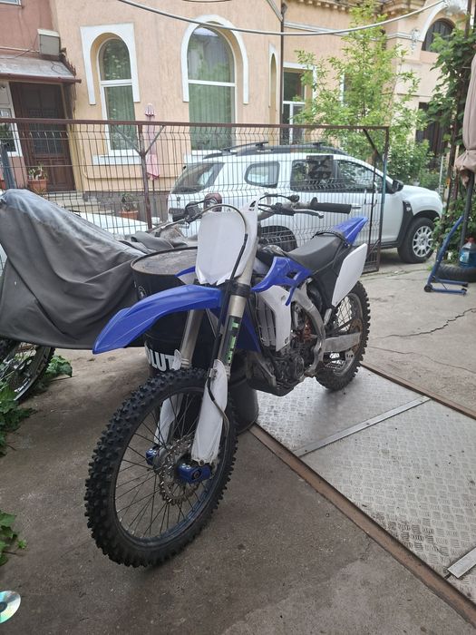 Yamaha YZF 250 din anul 2012