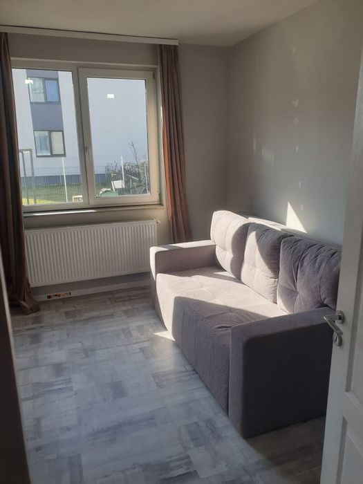 Inchiriez apt 3 cam, 80 MP cu gradina si 2 parcari