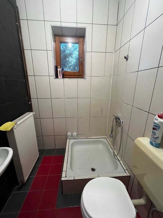 Casa individuala de vanzare aproape de centru