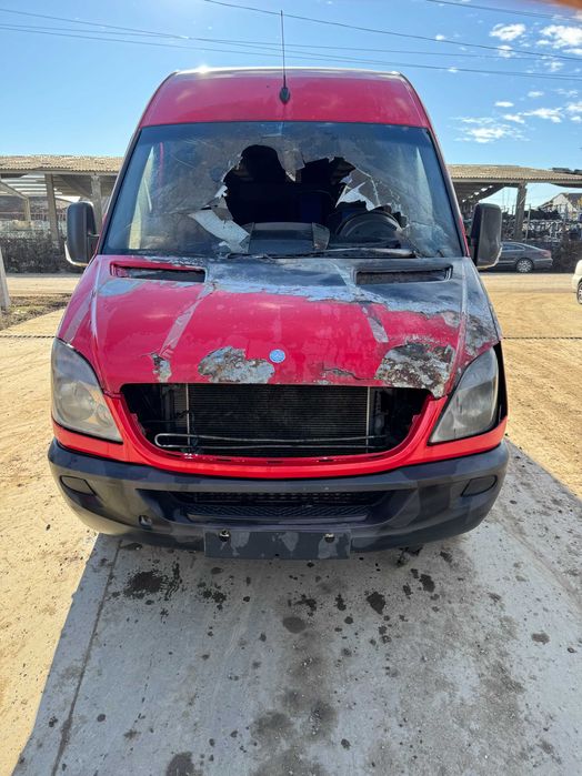 Piese Mercedes Sprinter 519 w906 3.0 v6 Usi, Bara, Oglinda, Usa