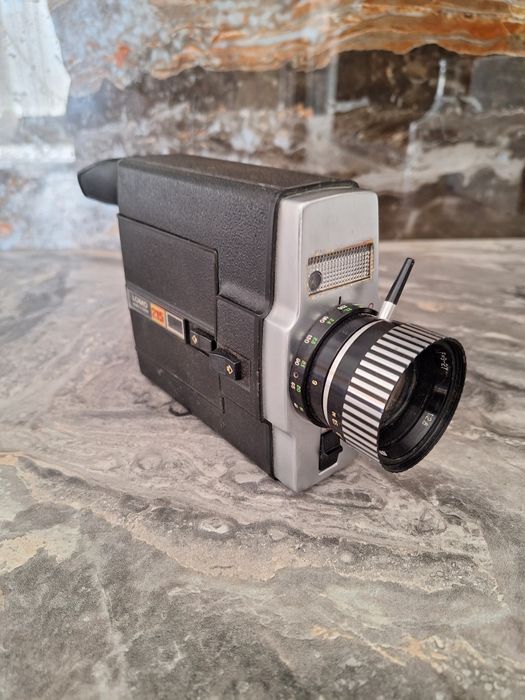 Руски Фотоапарат "Ломо"