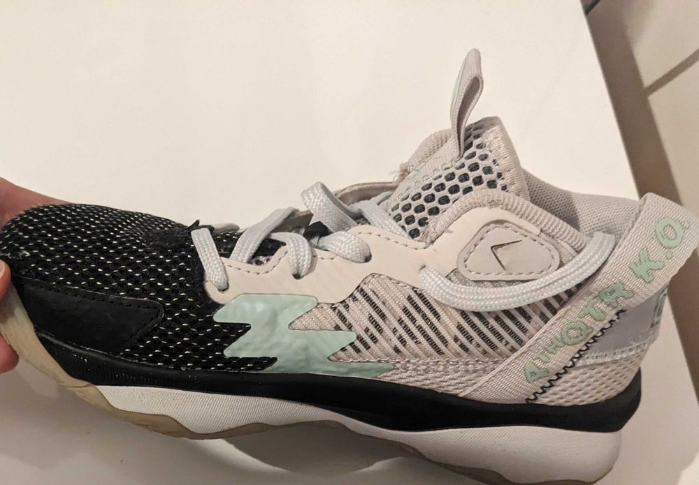 Adidas Dame 8 mar 31