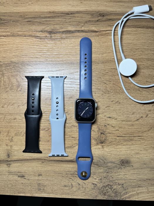 Apple Watch 5 40mm СРОЧНО