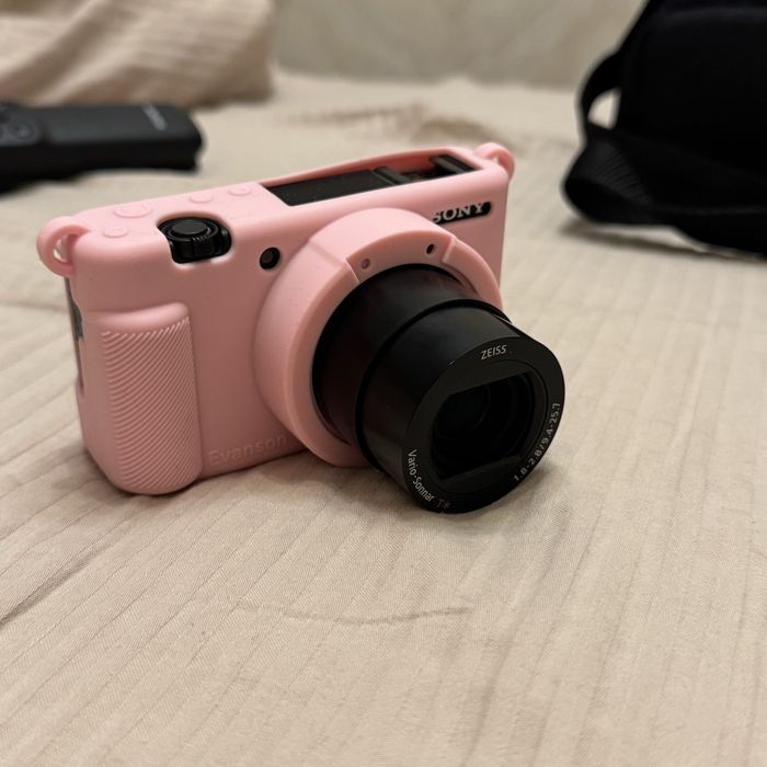 Продаю камеру Sony zv1