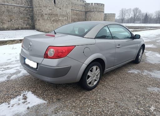 Parc AutoRenault Mégane Coupé-Cabriolet

Renault Mégane Coupé-Cabriole