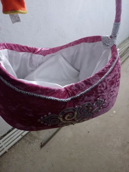 Продам карзину для свадьы