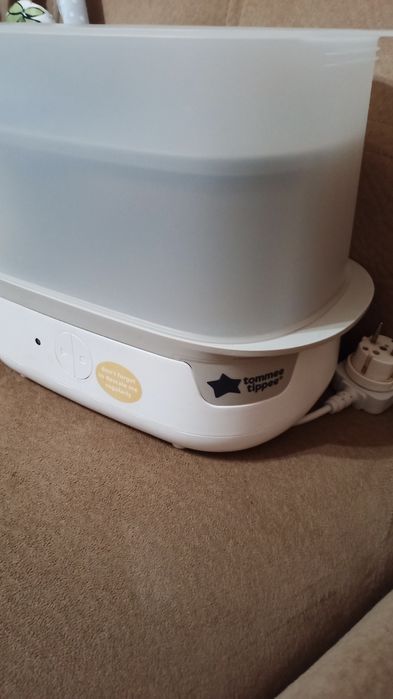 Стерилизатор Tommee Tippee