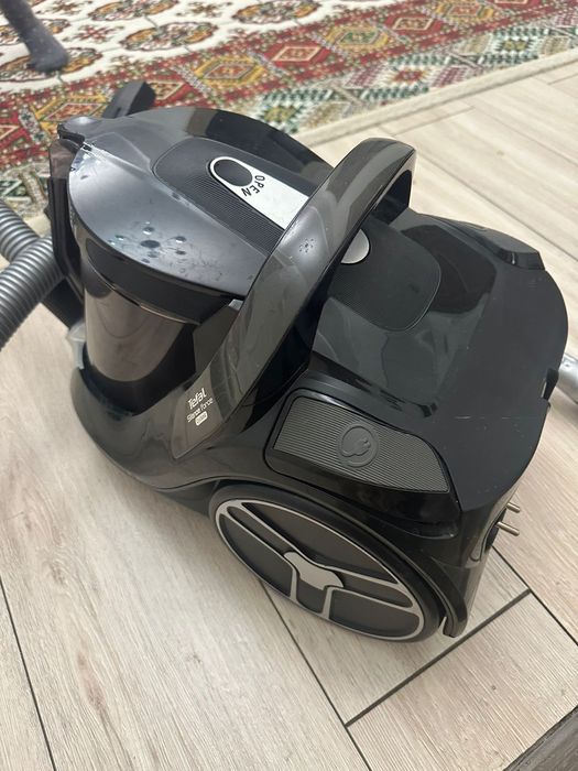 Срочно продам пылесос