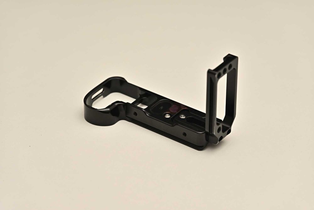 Nikon Z6 -2 + Battery Grip and L Bracket