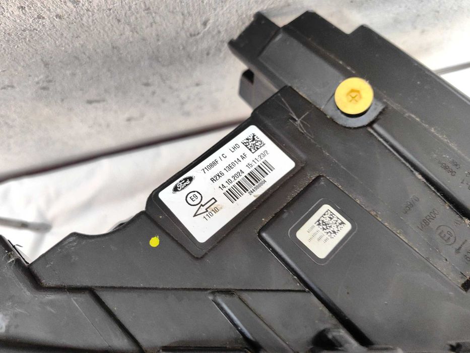 Оригинален фар Форд  Ford Transit  Tourneo Courier Led