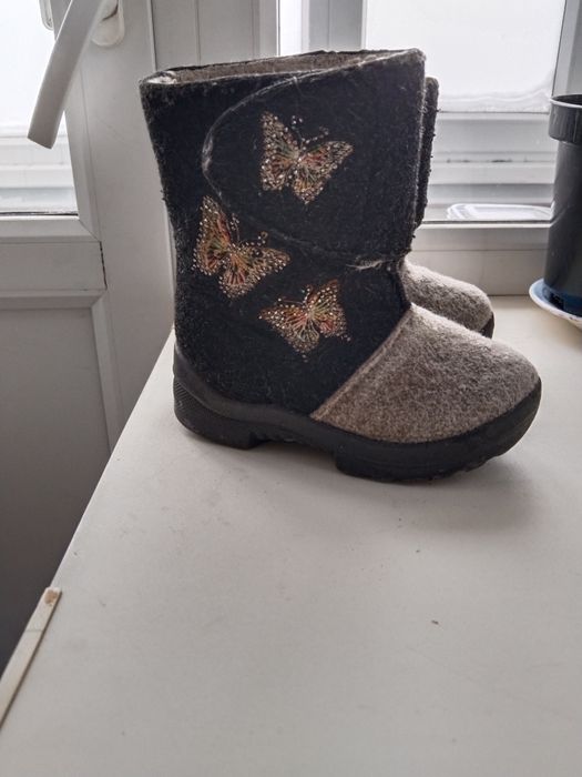 Войлочные бурки на липучках