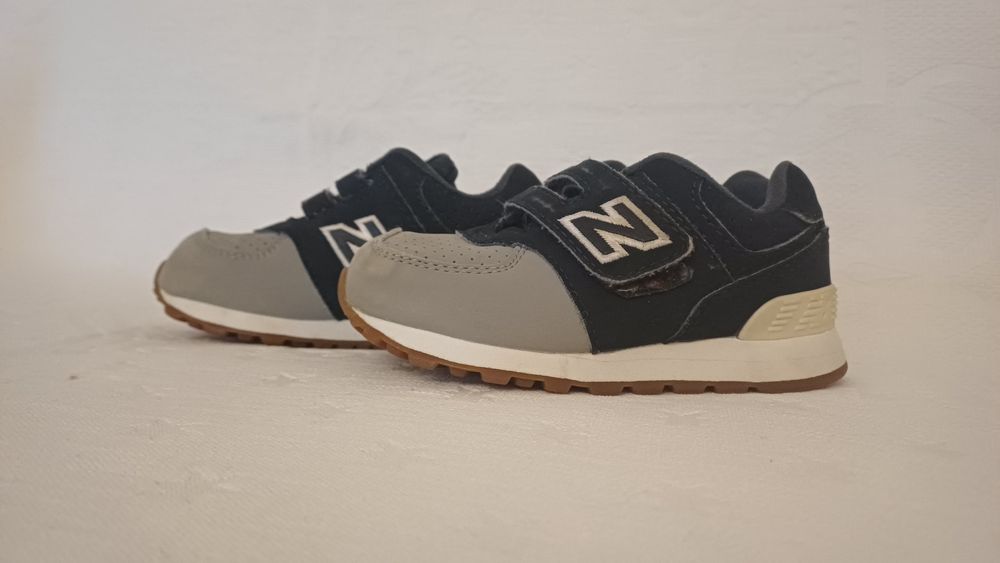 Pantofi New Balance, unisex, pentru copii, masura 23,5