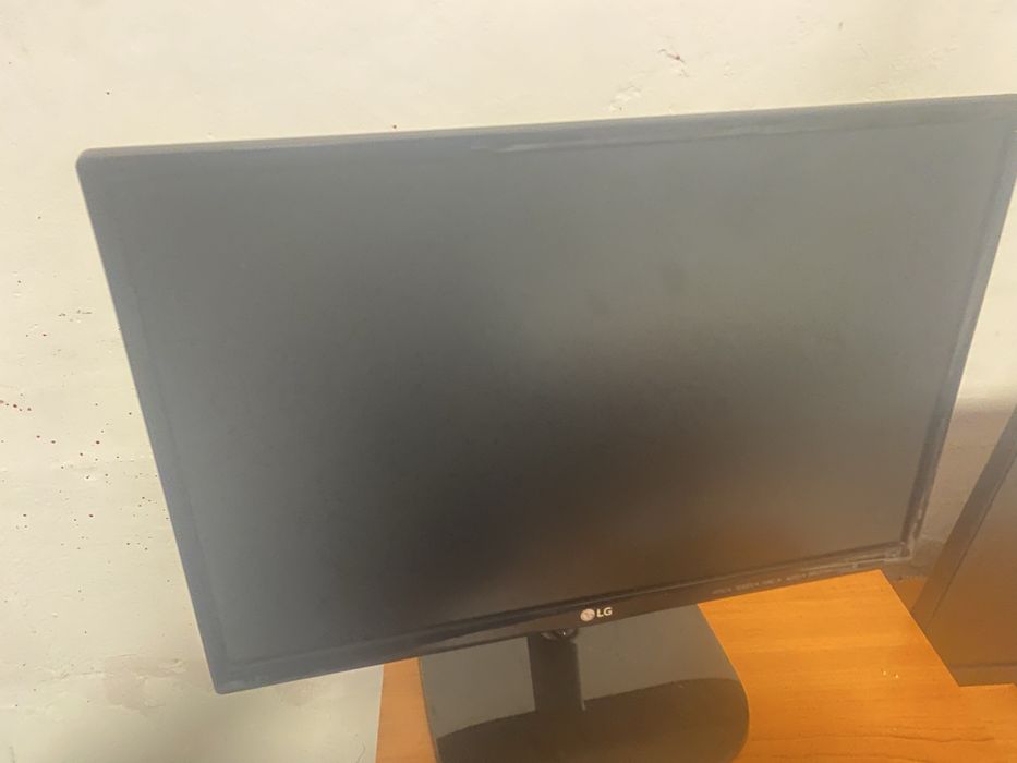 Donez Monitor Lg