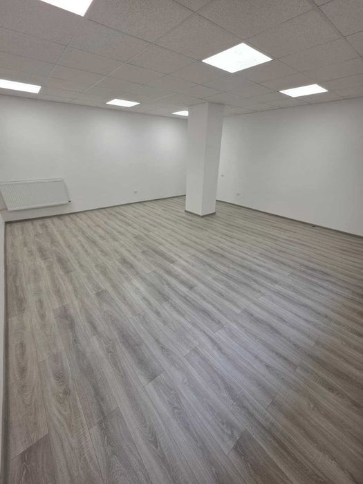 Inchiriez Spatiu de birou 35 mp - Piata Romana / Ultracentral - Parter