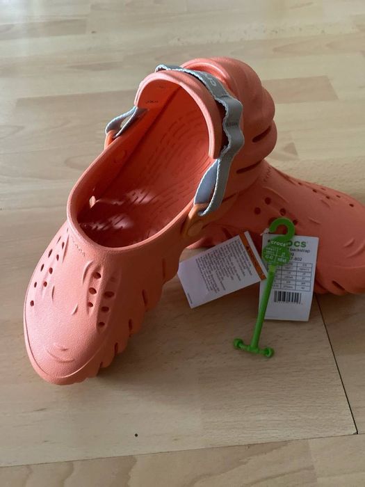 Продам новые кроксы