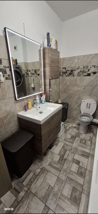 Apartament cu 2 camere,zona Parc Poligon, bloc cu lift si parcare