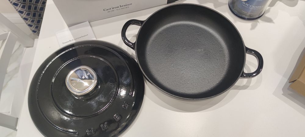 Smeg чугунена тенджера