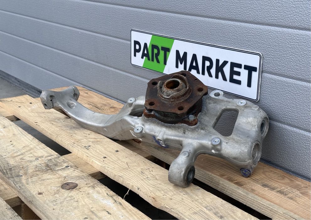 Ляв шенкел AUDI Q7 Q8 4M 4M0407559