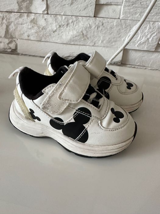 Детски маратонки Zara и Nike