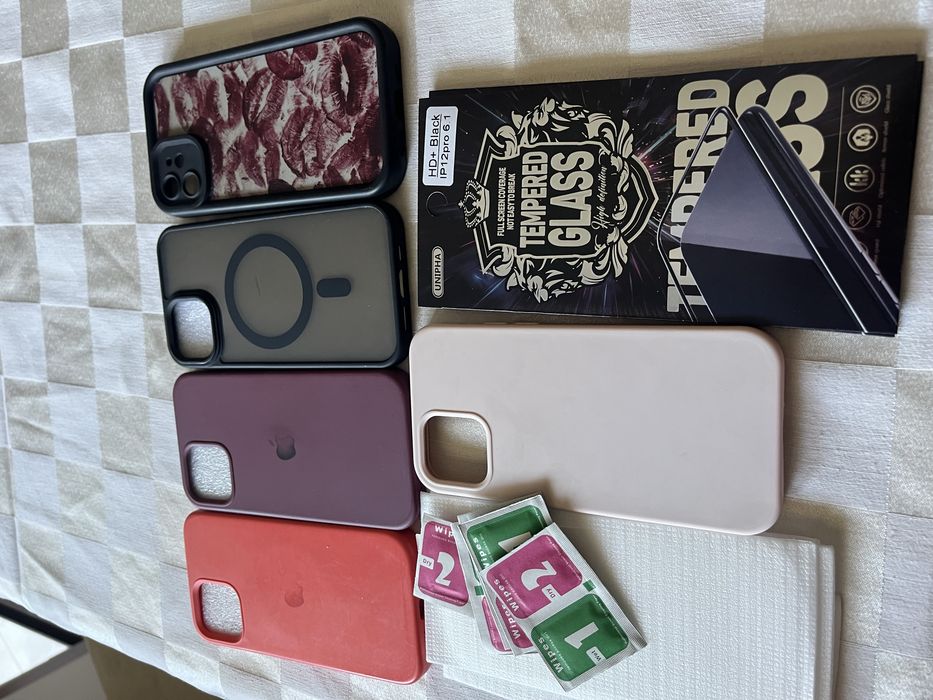 Продавам iphone 12