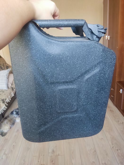 Продам канистра бар