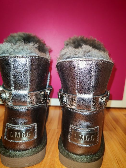 Cizme model UGG nr 36 din piele de culoare gri