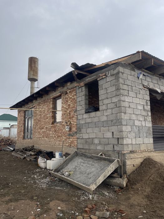 Дом продаеться ,