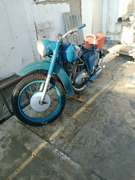 Продам мотоцикл ИЖ - 56