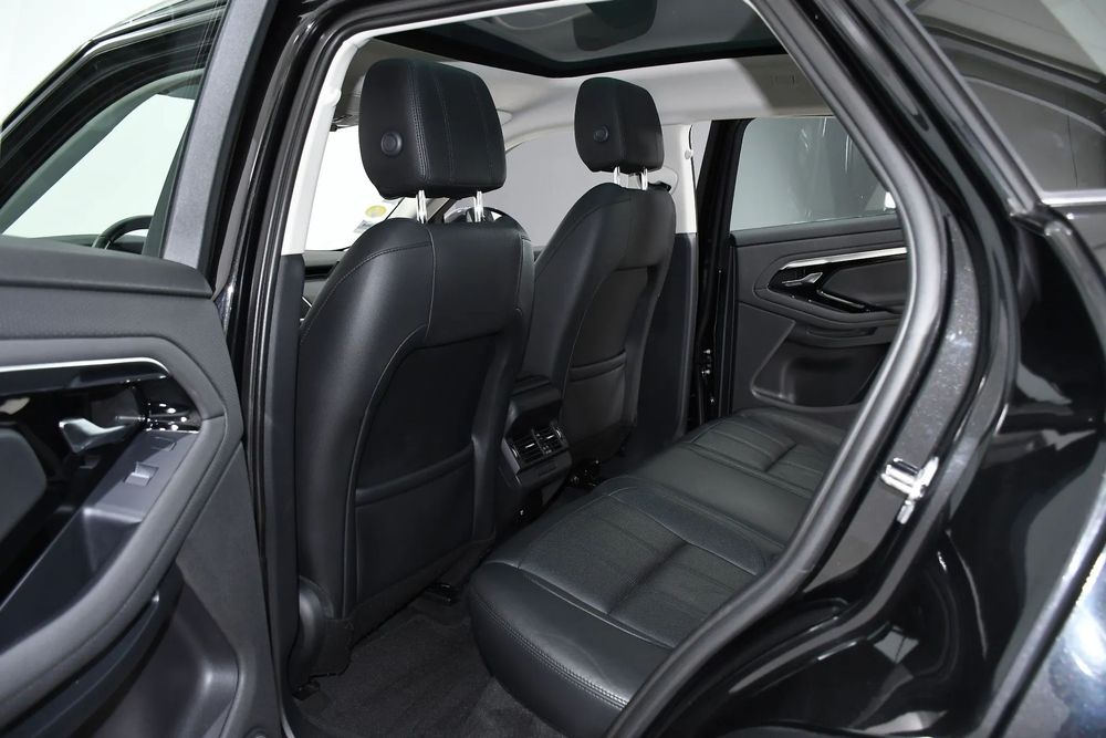 Land Rover Range Rover Evoque 4x4,Plafon Panoramic,Camera Marsalier,Incalzire In Scaune Key less