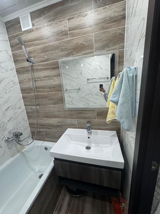 Продам 2 комнотную квартиру