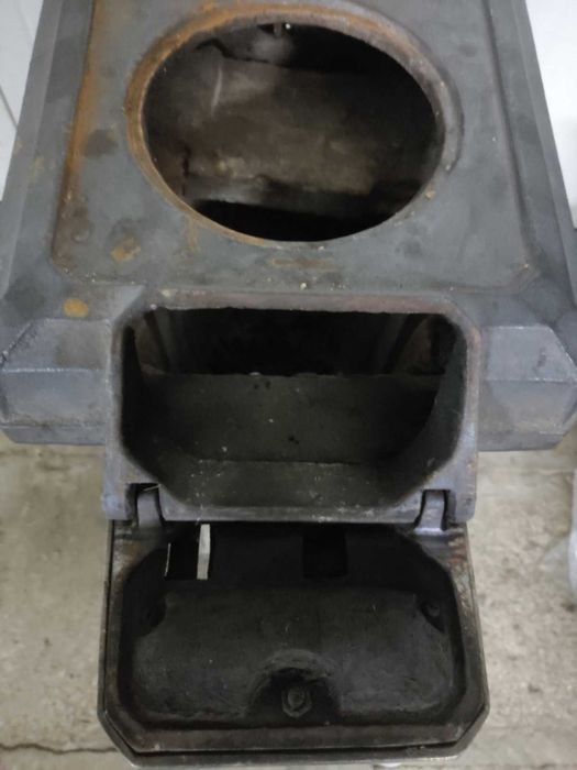 Автентична ретро печка на дърва Металургия 2