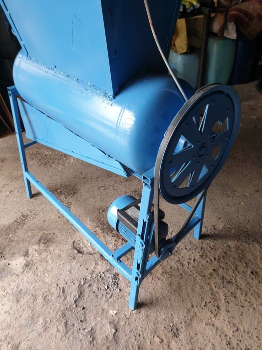 Vand sfarmatoare de porumb electrica nouă