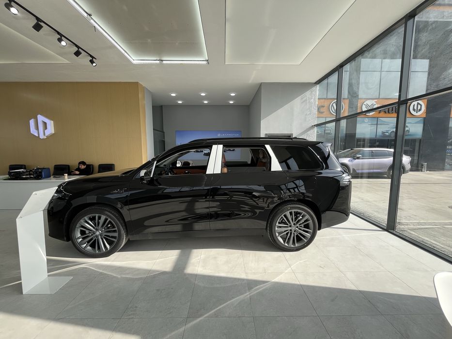 Leapmotor c16 elector/hybrid  25/26 restyling