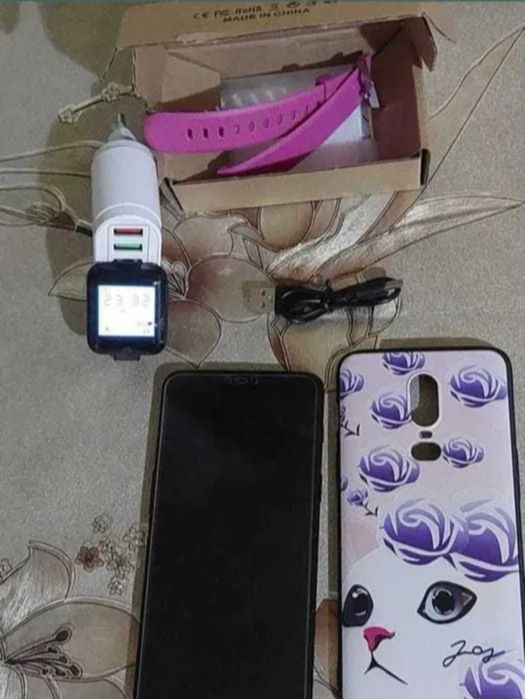 Android Oneplus 6 cu accesorii/ Smartwach