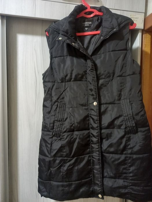 Срочно куртка мехли нимча сотилади