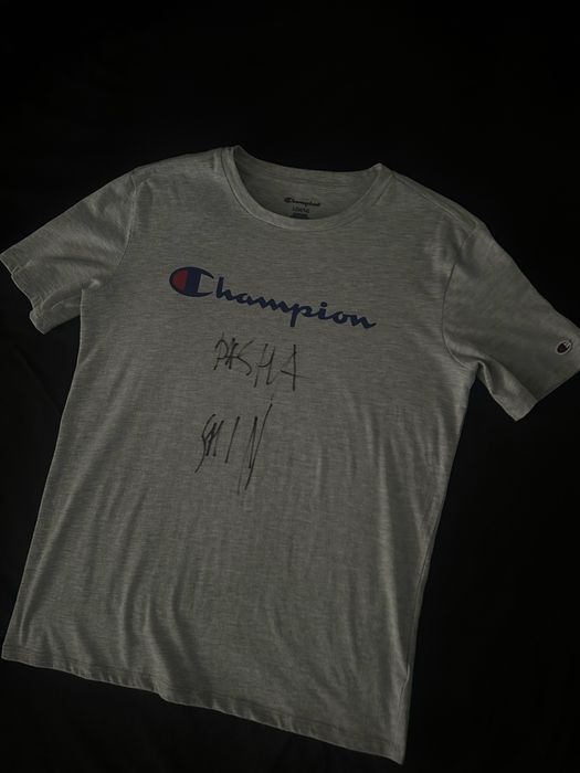 champion футболка с автографом Pasha Shin