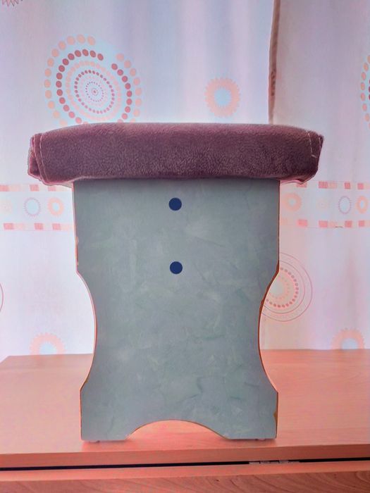 Казахские/кухонные стульчики