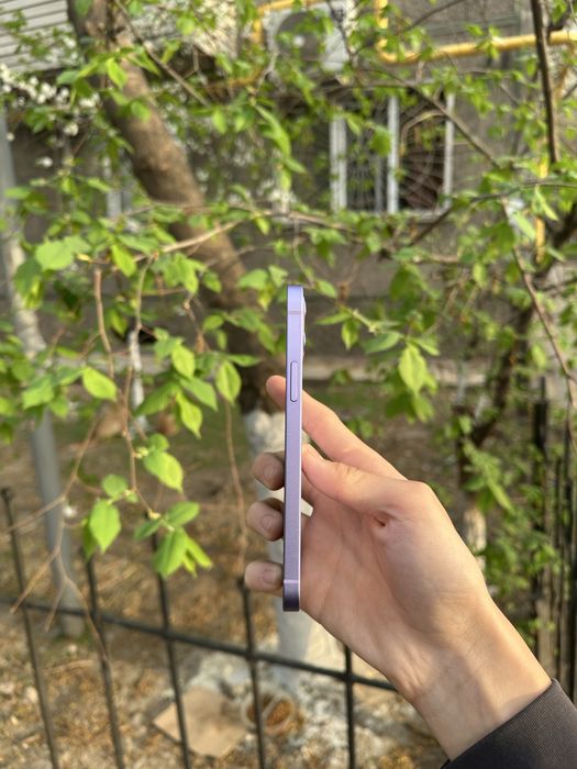 Iphone 12 128gb 75% akb