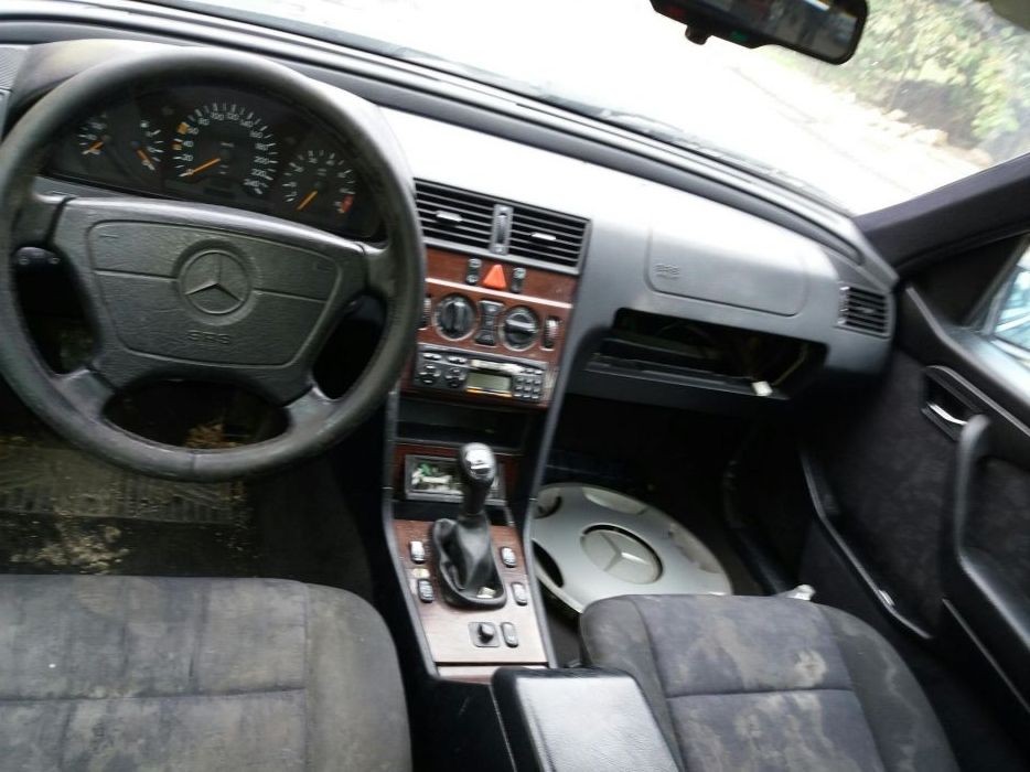 Mercedess c200 на части