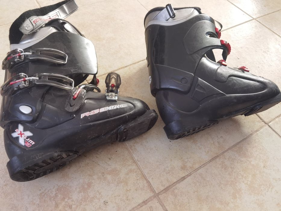 Детски ски Rossignol, ски обувки и щеки