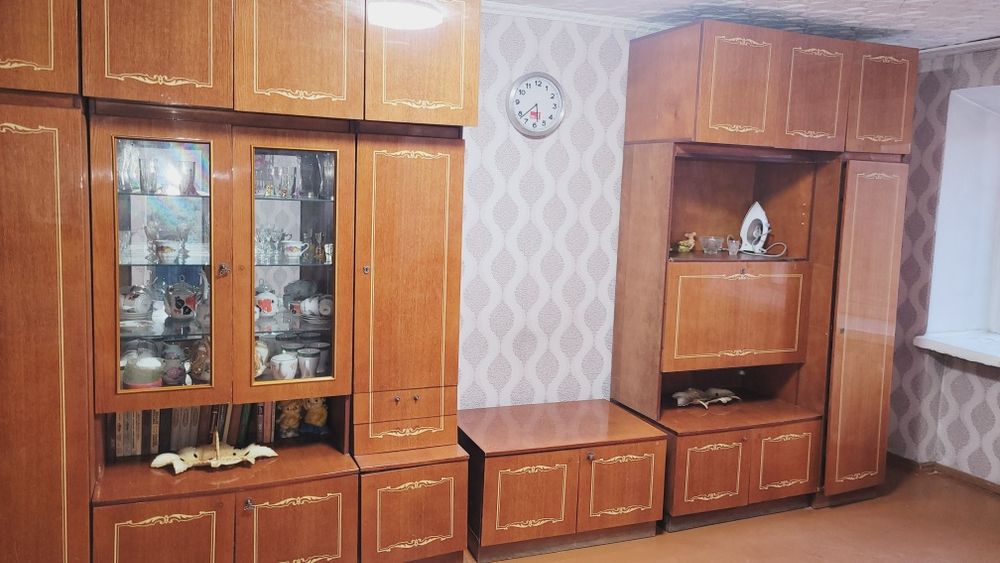 Отдам даром горку в зал и прихожую.Самовывоз из Центра.