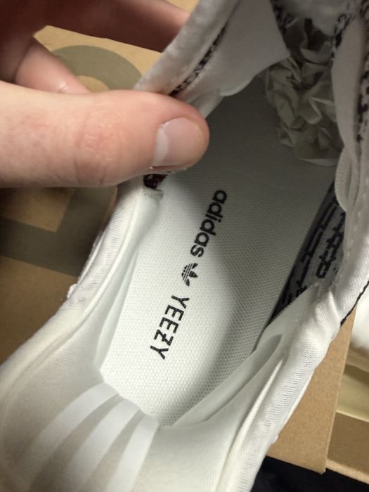 Yeezy Zebra 350V2 marimea 41, 42, 44