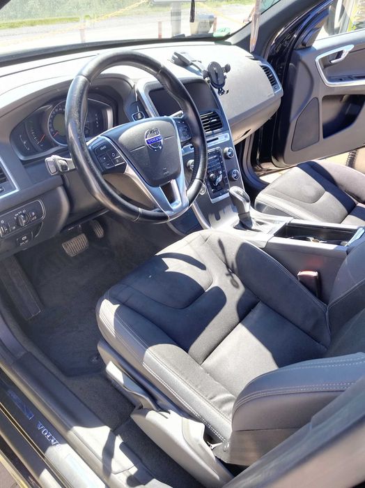 VOLVO XC60 2014 2.0 181 cp Automata