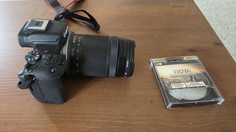 Canon EOS R50 + RF-S 18-150mm IS STM + accesorii | 128GB