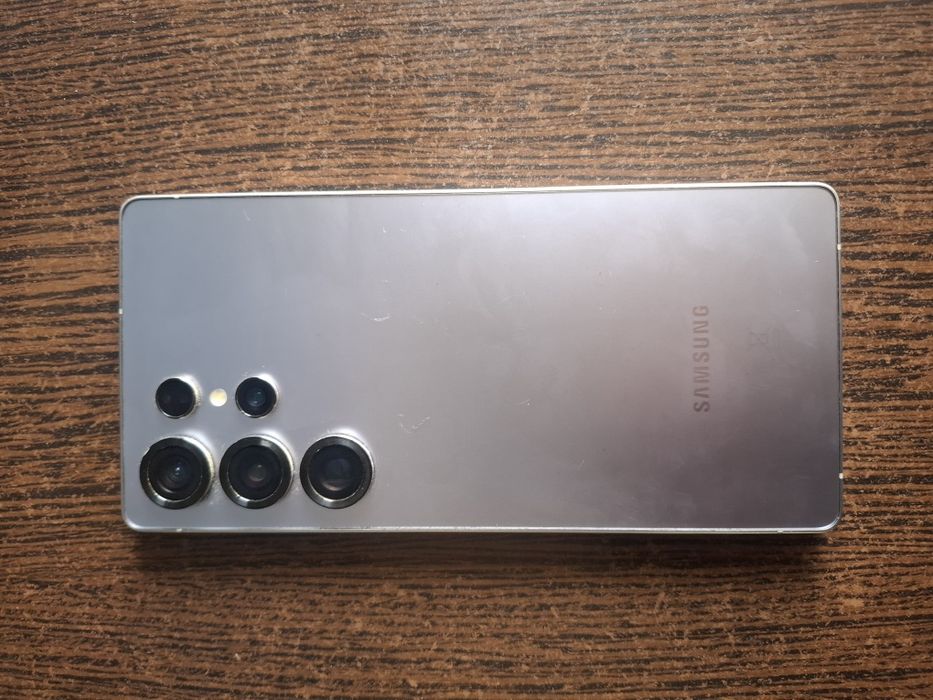 Samsung  Galaxy S25 ultra